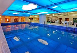 Revestimiento de <span class=keywords><strong>poliurea</strong></span> poliaspártico impermeable, sin solvente, <span class=keywords><strong>para</strong></span> parque acuático, piscina - Product Image 4