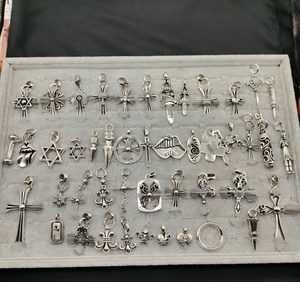 Collier pendentif Croix Chrome Hearts, bijoux pour hommes et femmes, plaqué argent et or, mode vintage rétro tendance, croix punk, cadeau sportif - Product Image 1