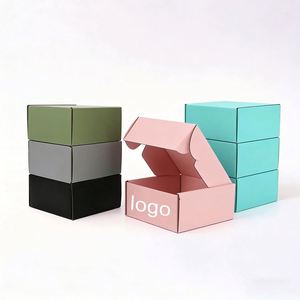 Boîte d'expédition en carton ondulé colorée, personnalisable, design gratuit, directement de l'usine, robuste, idéale pour l'emballage d'expédition e-commerce - Product Image 1