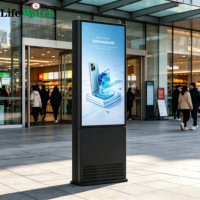 Tótem Publicitario Digital de 55 Pulgadas y 3000nit, Resistente al Agua, para Exteriores, para Parques Centrales y Calles Comerciales