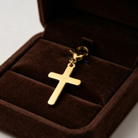 Porte-clés en acier inoxydable plaqué or 18 carats personnalisé en gros, pendentif croix religieuse avec fermoir mousqueton, accessoires simples