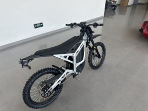 Motos électriques de haute qualité au style tendance, 3000W 4000W, Vélo électrique de rue avec moteur brushless intermédiaire, Moto tout-terrain - Product Image 3