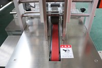 Étiqueteuse professionnelle électrique de haute précision Skilt avec moteur PLC automatique pour étiquettes volantes, adhésives, RFID, en papier ou en bois