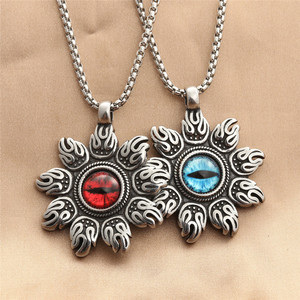 Yunnique – pendentif en acier inoxydable pour hommes, collier rétro Punk, cadeau, design de fleur géométrique, serti de pierres, 280505 - Product Image 1