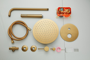 Set <span class=keywords><strong>Doccia</strong></span> a Cascata a Parete in Ottone Spazzolato Oro <span class=keywords><strong>con</strong></span> Doccetta, Kit Bagno Moderno - Product Image 6