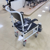 Fauteuil roulant médical pour le transfert des patients Équipement de sécurité des toilettes pour les personnes handicapées