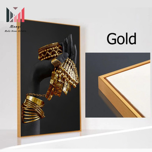 Mano <span class=keywords><strong>de</strong></span> <span class=keywords><strong>mujer</strong></span> negra enmarcada con joyería <span class=keywords><strong>de</strong></span> plata y oro, imágenes artísticas <span class=keywords><strong>de</strong></span> pared e impresiones, pintura en lienzo <span class=keywords><strong>para</strong></span> la decoración del dormitorio del hogar - Product Image 4