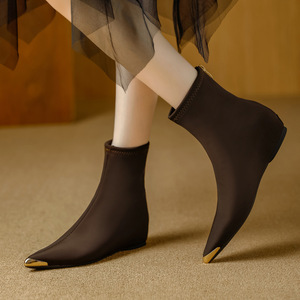 Nouvelles bottes à talons épais en cuir PU pour femmes, avec fermeture éclair, chaussures tendance pour femmes, nouveaux styles de bottes pour femmes - Product Image 1