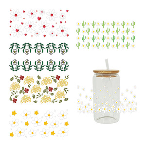Etiquetas Adhesivas para Botellas de Jugo de 16 oz, Diseño de Corazón <span class=keywords><strong>y</strong></span> <span class=keywords><strong>Margarita</strong></span>, UV DTF, Adhesivos de Transferencia Dorados con Diseño de Cactus Pequeño para Maestros - Product Image 1