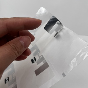 สติ๊กเกอร์ฉลาก RFID UHF ขนาด 73*25 มม. ราคาโรงงานมาตรฐานสหรัฐอเมริกา สำหรับการระบุตัวตนระยะไกล - Product Image 1