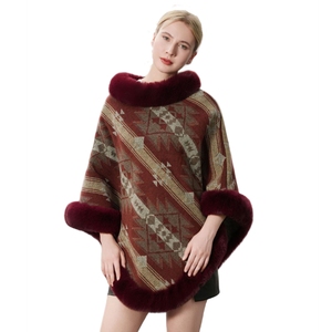 Capa de jacquard de moda para mujer con ribete de piel sintética, abrigo cálido, chal elegante para bodas y deportes de nieve - Product Image 1