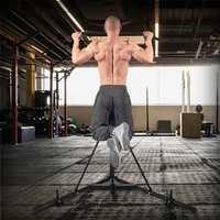 Support de frappe de boxe autoportant EasySelect Base lestée pouvant contenir 400 lb de support de sac de sable en tube d'acier noir pour le fitness à domicile