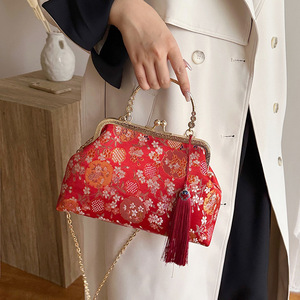 Chinese Style Tassel Clutch Bag With Chain Shoulder Bag For Evening Wear High Quality Horizontal Square Shape - Product Image 4