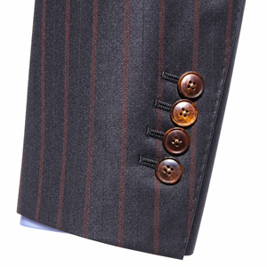 Completo da Uomo 2 Pezzi di Alta Gamma in Lana Merino Rosso Scuro a <span class=keywords><strong>Righe</strong></span>, <span class=keywords><strong>Blazer</strong></span> Doppiopetto con Collo a Punta, Stile Business Casual - Product Image 3