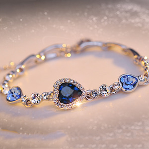 Multi-color Heart-shaped Crystal Bracelet Retro Minimalist Diamond Bracelet Stylish and Attractive Women's Bracelet <b>Accessories</b> - Product Image 2
