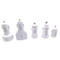 Hızlı araba USB şarj aleti beyaz hızlı şarj USB tipi C PD 30W DC 12-30V araba şarjı