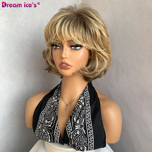 <span class=keywords><strong>Parrucca</strong></span> Sintetica Dream.Ice <span class=keywords><strong>Corta</strong></span> e Liscia a Bob, Stratificata, Colore Biondo-Marrone, per Uso Quotidiano, Resistente al Calore, Morbida e Senza Grovigli, per Donne - Product Image 2