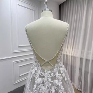 <span class=keywords><strong>Robe</strong></span> de mariée de <span class=keywords><strong>printemps</strong></span> de luxe pour princesse Noble paillettes étoilées dos nu avec broderie d'appliques de perles élégantes de Style classique - Product Image 3