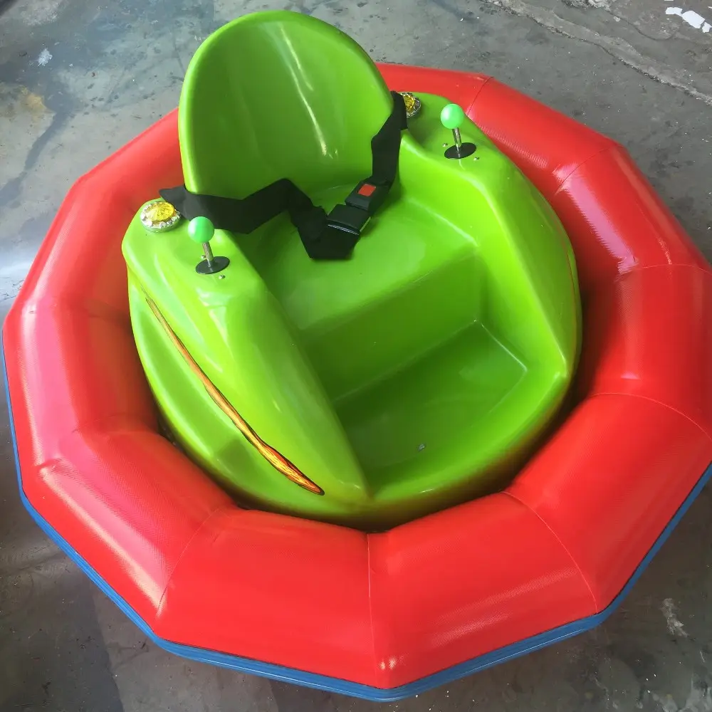 Nouvellement voiture tamponneuse gonflable de batterie électrique d'enfants de divertissement de parc d'attractions pour le centre commercial
