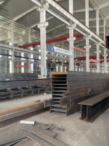 Almacén Prefabricado de Estructura de Acero Galvanizado con Sistema de Ventilación Correspondiente, Adecuado para Almacenamiento Logístico - Product Image 5