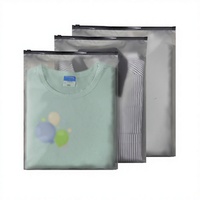 Sacs en plastique transparents givrés personnalisés en gros avec logo imprimé pour vêtements à fermeture éclair, pour le rangement des chemises et des vêtements