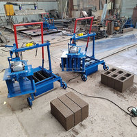 Machine automatique de fabrication de briques en argile facile à utiliser avec PLC et engrenages, machine portable de moulage de blocs emboîtables
