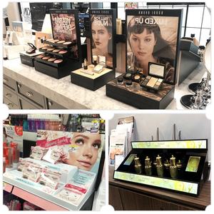 Conception Personnalisée Forme Irrégulière Comptoir Nécessités Quotidiennes Présentoir en Acrylique Petits Objets Présentoir en Acrylique en Plastique - Product Image 5