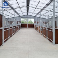 Box de chevaux préfabriqué JHorse en HDG durable, de haute qualité, permanent et classique