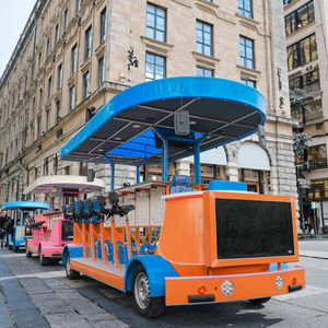 Vélo-bar électrique tandem ordinaire pour les visites en ville, vélo-pub à pédales pour les groupes touristiques, vélo-pub pour les soirées en ville - Product Image 2
