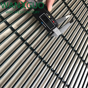 Bền và chống ăn mòn 1.8m 2m Chiều cao sơn tĩnh điện 358 Hàng rào chống trèo dễ dàng lắp ráp cho hàng rào an toàn sân - Product Image 6