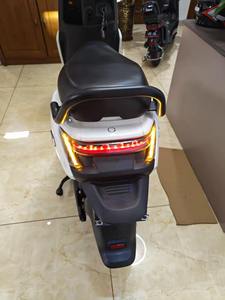 Scooter Barato con Precio de Descuento, Motor de 1000W-2000W, Autonomía de 70-160km, Velocidad de 40-80km/h, Motocicleta N9 con Motor sin Escobillas en el Buje Trasero, Ofrece Alto Rendimiento - Product Image 4