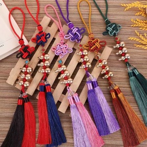 Pendentif de voiture Ruijin en cuivre pur avec nœud chinois et pompon, ornement porte-clés, décoration de rétroviseur, style artistique rétro - Product Image 1