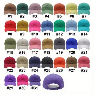 หมวกเบสบอลแบบไม่มีโครง 6 แผง ปักโลโก้ตามสั่ง สีดำ สไตล์ Dad Hat แบรนด์ส่วนตัว - Product Image 2