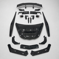 Kit carrosserie en fibre de carbone pour Corvette C8 : Lame avant, diffuseur arrière, jupes latérales 2020-2024, finition brillante 3K Twill, installation par vis, amélioration aérodynamique