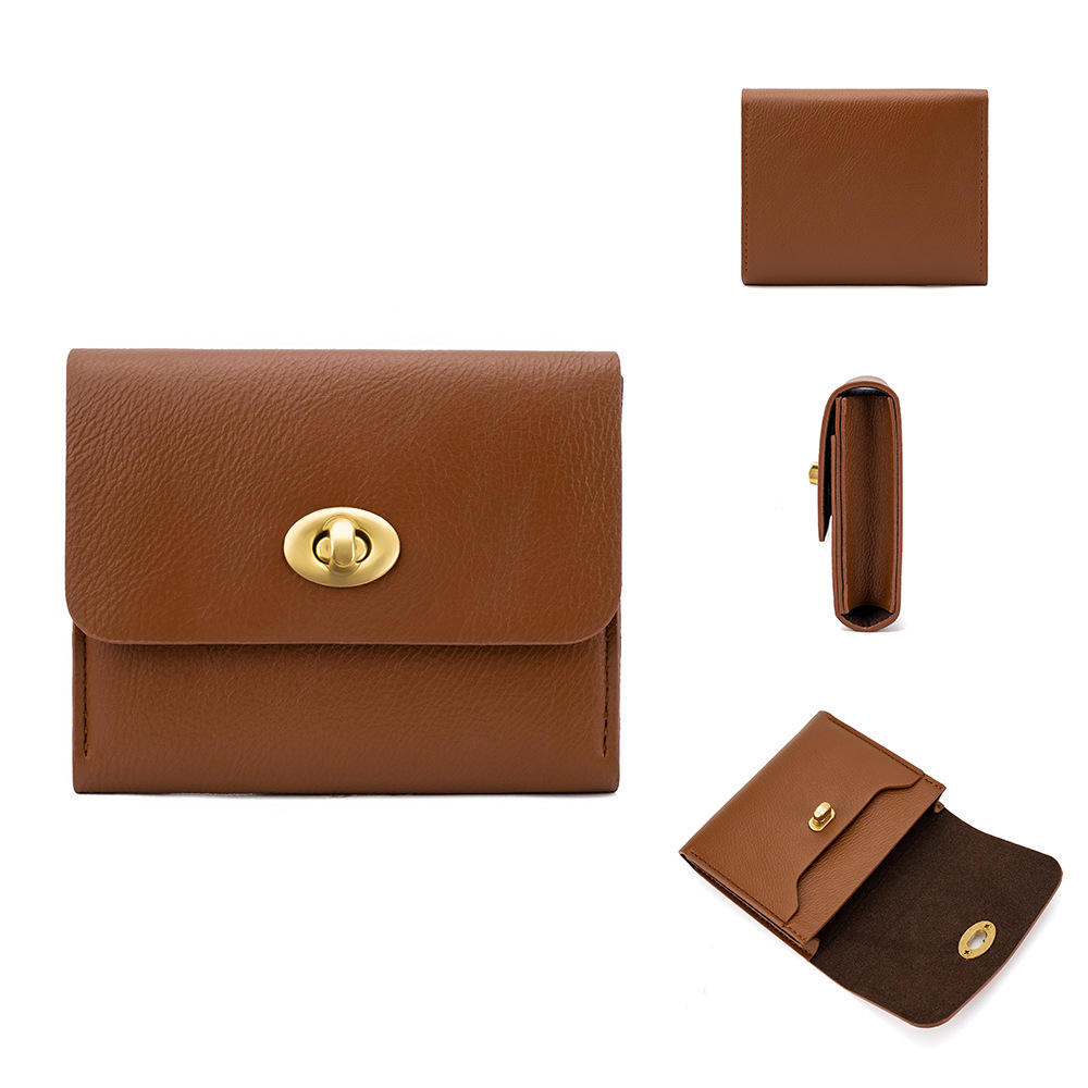 สีน้ำตาล