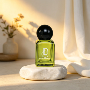<span class=keywords><strong>Parfum</strong></span> Fougère Robuste par Kourtisanes EDP - Spray Longue Durée, Fournisseur Professionnel, Vente en Gros et Formules de <span class=keywords><strong>Parfum</strong></span> Personnalisées - Product Image 4