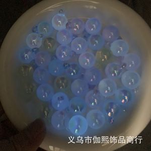 ลูกปัดเจลลี่เรืองแสงสีรุ้ง 16 มม. พลาสติกเรซิ่นสำหรับทำพวงกุญแจ DIY สายคล้องโทรศัพท์ ของตกแต่งรถยนต์ ลายท้องฟ้าเต็มดาว - Product Image 4