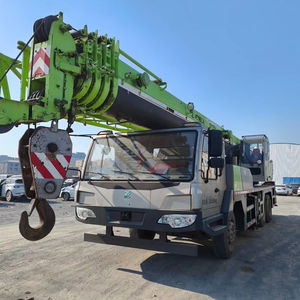 Grue sur camion tout-terrain Zoomlion 35T d'occasion de haute qualité, conforme aux normes EPA, pour travaux d'infrastructure - Product Image 1