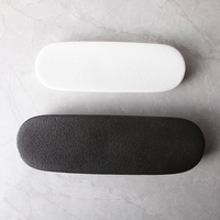 Buffet salle à manger porcelaine vaisselle vaisselle vaisselle en relief pierre Grain Sushi plateau Oblong noir mat plateau à Dessert en céramique