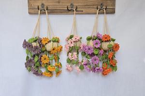 Set <span class=keywords><strong>de</strong></span> regalo corporativo: Planta colgante <span class=keywords><strong>de</strong></span> glicinia <span class=keywords><strong>de</strong></span> ganchillo personalizada, decoración boho para espejo <span class=keywords><strong>de</strong></span> coche, flor <span class=keywords><strong>de</strong></span> hilo hecha a mano, adorno para pared o ventana. - Product Image 3