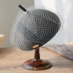 Sombrero de boina retro con temperamento elegante para mujer al por mayor, sombreros de malla de color sólido para otoño e invierno, estilo informal con carácter - Product Image 5