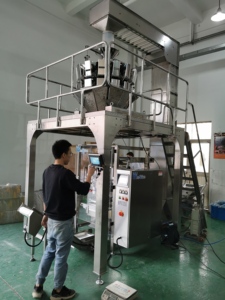 Llenado multifuncional, pesaje, pierna de pollo crudo, máquina empacadora de baquetas, máquina empacadora de carne de pavo Vffs - Product Image 2