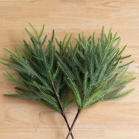 Plantes vertes artificielles en gros, décorations pour la maison, feuilles de cyprès, ornements, bouquets d'aiguilles de pin artificielles