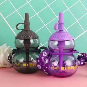Bouteille d'Eau Créative en Forme de Gourde Mignonne pour Enfants avec Paille, Tasse Personnalisée Résistante aux Chutes, Portable, Tendance Estivale - Product Image 3