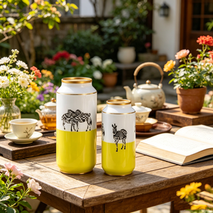 Set di Vasi in Ceramica con Stampa Zebrata Gialla e Bianca con Bordo Dorato, Vasi Decorativi Moderni con Motivi Animali per Arredamento Casa - Product Image 4