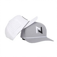Casquette à visière structurée 5 panneaux unisexe, personnalisée, à rayures, avec logo éclair découpé au laser, fermeture snapback, fabrication sur mesure, faible MOQ, DDP