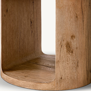 Table à manger ronde en bois de chêne à base ouverte, style Oslo, mobilier sculptural minimaliste pour espace à manger contemporain - Product Image 4