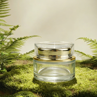 Flacon de parfum en verre incurvé personnalisable de 100 ml avec finition givrée, pulvérisateur à chaud, flacons de soin de la peau de luxe