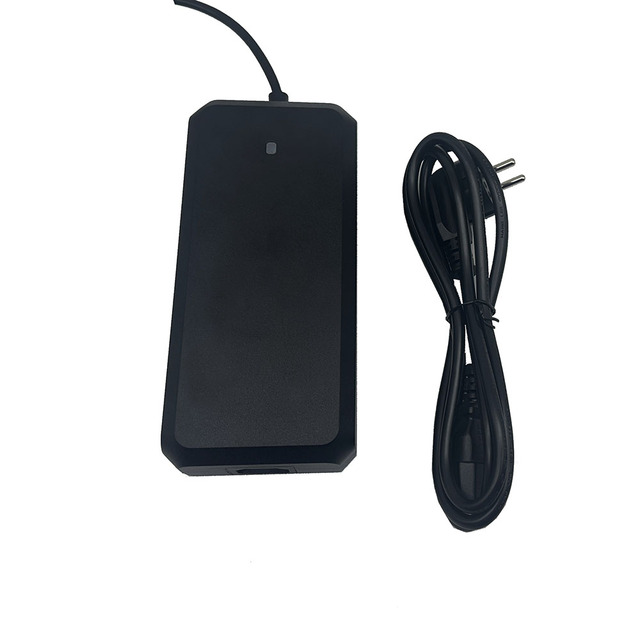 60V Li Ion Battery Pack Charger 67.2V 5A for E-bike Scooter Electric Motorcycles Charger with CE FCC GS
