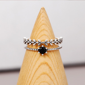Elegante Anello Aperto a Doppio Strato con Motivo Floreale, Stile Vintage Coreano, Gioiello da Donna per Uso Quotidiano e Regalo - Product Image 4